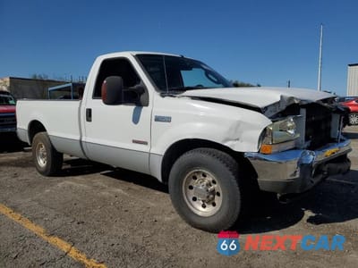 Czwarte zdjęcie samochodu z boku: 2004 FORD F250 SUPER DUTY VIN:1FTNF20P54EA88985 - miniatura