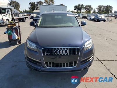 Piąte zdjęcie samochodu w środku: 2014 AUDI Q7 PREMIUM PLUS VIN:WA1LGAFE0ED003508 - miniatura