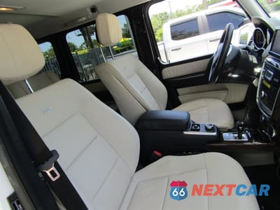 Piąte zdjęcie samochodu w środku: 2015 MERCEDES-BENZ G 550 VIN:WDCYC3HF2FX229XXX - miniatura