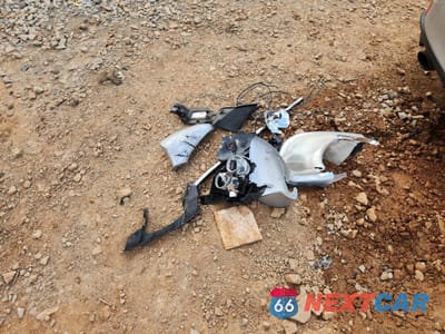 Zdjęcie 12 z 13 samochodu: 2016 LEXUS IS 200T VIN:JTHBA1D22G5035206 - miniatura