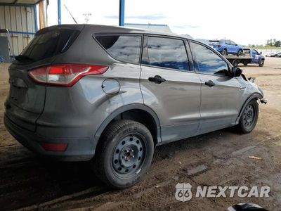 Trzecie zdjęcie samochodu z tyłu: 2014 FORD ESCAPE S VIN:1FMCU0F77EUB79767 - miniatura