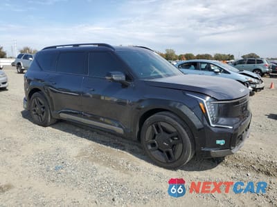 Czwarte zdjęcie samochodu z boku: 2026 KIA EV9 GT LINE VIN:5XYAEFS51TG005269 - miniatura