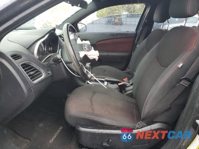Zdjęcie 7 z 14 samochodu: 2011 DODGE AVENGER MAINSTREET VIN:1B3BD1FG2BN508386 - miniatura