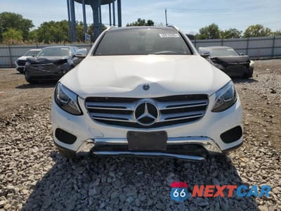 Piąte zdjęcie samochodu w środku: 2018 MERCEDES-BENZ GLC 300 4MATIC VIN:WDC0G4KB4JV091466 - miniatura