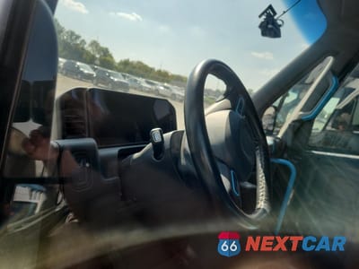 Zdjęcie 9 z 12 samochodu: 2022 RIVIAN EDV 700 VIN:7FCEHDB72NN005205 - miniatura