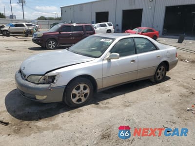 1997 LEXUS ES 300 JT8BF22G9V5000004 - główne zdjęcie licytacji z USA - miniatura