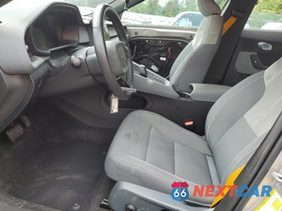 Zdjęcie 7 z 13 samochodu: 2023 POLESTAR 2 VIN:YSMET3KA0PL134010 - miniatura