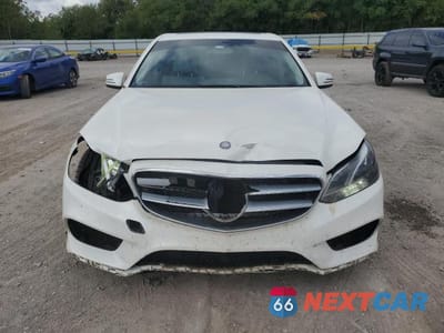 Piąte zdjęcie samochodu w środku: 2014 MERCEDES-BENZ E 350 VIN:WDDHF5KB3EA805611 - miniatura