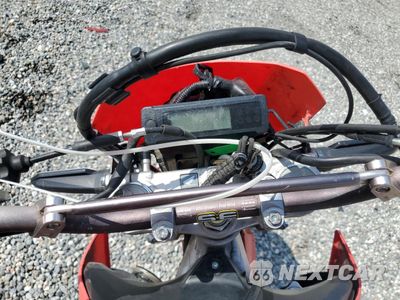 Zdjęcie 7 z 10 samochodu: 2022 HONDA CRF450 RL VIN:JH2PD1114NK300983 - miniatura
