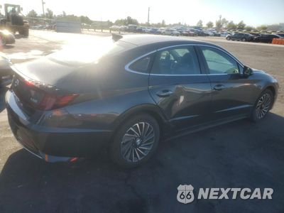 Trzecie zdjęcie samochodu z tyłu: 2023 HYUNDAI SONATA HYBRID VIN:KMHL34JJ6PA062912 - miniatura