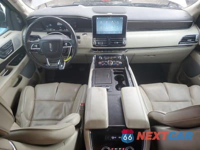 Zdjęcie 8 z 16 samochodu: 2018 LINCOLN NAVIGATOR RESERVE VIN:5LMJJ2LT2JEL22378 - miniatura