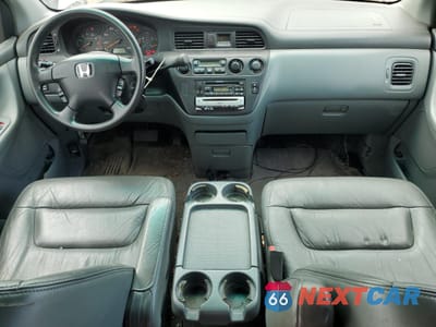 Zdjęcie 8 z 13 samochodu: 2002 HONDA ODYSSEY EXL VIN:5FNRL18982B031377 - miniatura