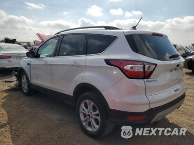 Drugie zdjęcie samochodu z przodu: 2018 FORD ESCAPE SE VIN:1FMCU9GDXJUA50067 - miniatura