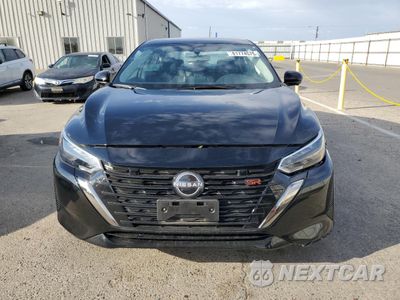 Piąte zdjęcie samochodu w środku: 2025 NISSAN SENTRA SR VIN:3N1AB8DV1SY240415 - miniatura