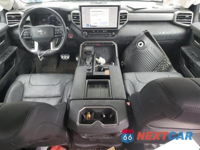 Zdjęcie 8 z 12 samochodu: 2024 TOYOTA TUNDRA CREWMAX LIMITED VIN:5TFWA5EC7RX035615 - miniatura