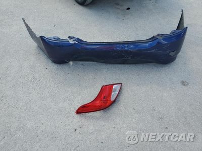 Zdjęcie 12 z 16 samochodu: 2018 NISSAN VERSA S VIN:3N1CN7AP6JL885279 - miniatura