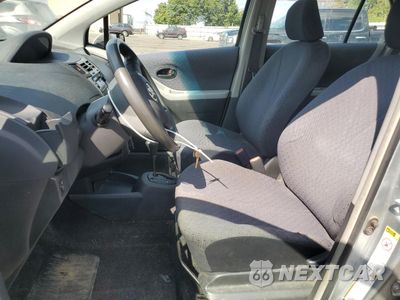 Zdjęcie 7 z 13 samochodu: 2009 TOYOTA YARIS VIN:JTDKT903895258653 - miniatura