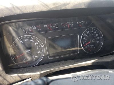 Zdjęcie 8 z 10 samochodu: 2024 INTERNATIONAL MV607 VIN:3HAEUMML0RL761127 - miniatura
