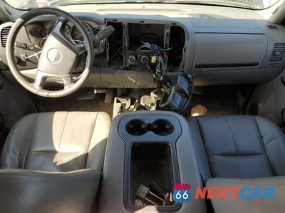 Zdjęcie 8 z 12 samochodu: 2010 GMC SIERRA K2500 HEAVY DUTY VIN:1GT4KZB63AF127664 - miniatura