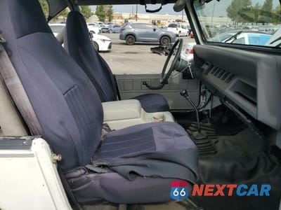 Zdjęcie 11 z 16 samochodu: 1989 JEEP WRANGLER / YJ VIN:2J4FY19E8KJ142279 - miniatura