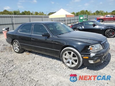 Czwarte zdjęcie samochodu z boku: 1998 LEXUS LS 400 VIN:JT8BH28FXW0132499 - miniatura