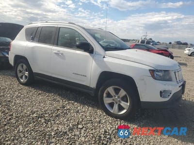 Czwarte zdjęcie samochodu z boku: 2015 JEEP COMPASS SPORT VIN:1C4NJDBB4FD316852 - miniatura