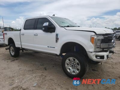 Czwarte zdjęcie samochodu z boku: 2019 FORD F250 SUPER DUTY VIN:1FT7W2BT0KEF64740 - miniatura