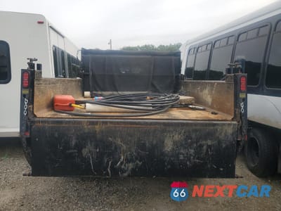 Zdjęcie 6 z 15 samochodu: 2021 FORD F550 SUPER DUTY VIN:1FDUF5HT0MDA00649 - miniatura