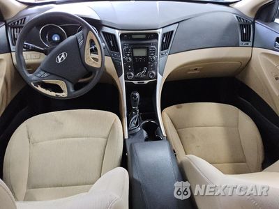 Zdjęcie 8 z 13 samochodu: 2011 HYUNDAI SONATA GLS VIN:5NPEB4AC0BH076954 - miniatura