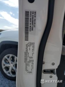 Zdjęcie 13 z 16 samochodu: 2024 JEEP COMPASS LATITUDE VIN:3C4NJDBN4RT115882 - miniatura