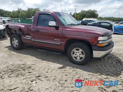Czwarte zdjęcie samochodu z boku: 1999 CHEVROLET SILVERADO C1500 VIN:1GCEC14VXXZ186905 - miniatura