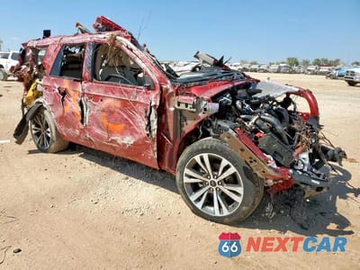 Czwarte zdjęcie samochodu z boku: 2021 FORD EXPEDITION PLATINUM VIN:1FMJU1LT4MEA84221 - miniatura
