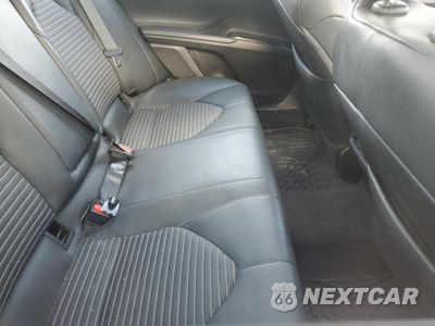 Zdjęcie 10 z 13 samochodu: 2018 TOYOTA CAMRY L VIN:4T1B11HK8JU666093 - miniatura