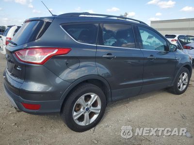 Trzecie zdjęcie samochodu z tyłu: 2016 FORD ESCAPE SE VIN:1FMCU9GX3GUA89568 - miniatura