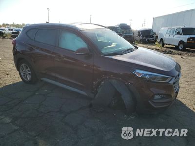 Czwarte zdjęcie samochodu z boku: 2017 HYUNDAI TUCSON LIMITED VIN:KM8J33A42HU532333 - miniatura