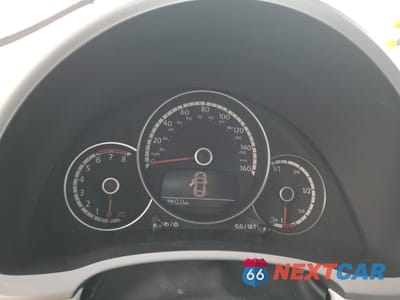 Zdjęcie 9 z 12 samochodu: 2016 VOLKSWAGEN BEETLE SE VIN:3VWJ17AT8GM633689 - miniatura