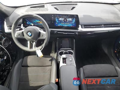 Zdjęcie 8 z 14 samochodu: 2024 BMW X1 XDRIVE28I VIN:WBX73EF06R5Z74921 - miniatura
