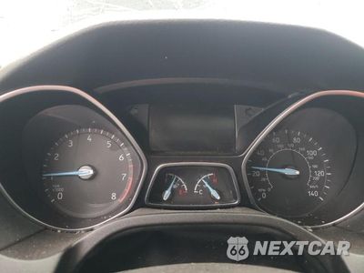 Zdjęcie 9 z 13 samochodu: 2015 FORD FOCUS SE VIN:1FADP3F27FL254339 - miniatura