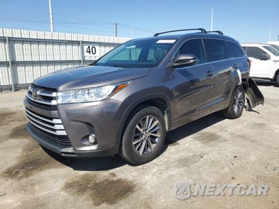 2017 TOYOTA HIGHLANDER SE 5TDKZRFH8HS230460 - główne zdjęcie licytacji z USA - miniatura