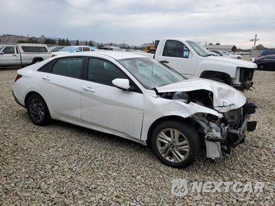 Czwarte zdjęcie samochodu z boku: 2024 HYUNDAI ELANTRA BLUE VIN:KMHLM4DJ4RU113284 - miniatura