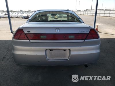 Zdjęcie 6 z 14 samochodu: 2002 HONDA ACCORD LX VIN:1HGCG32662A026127 - miniatura