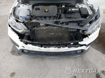 Zdjęcie 11 z 16 samochodu: 2019 KIA FORTE FE VIN:3KPF24AD0KE047276 - miniatura