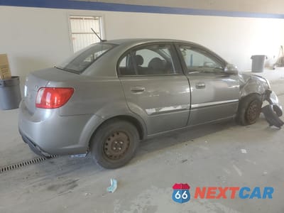 Trzecie zdjęcie samochodu z tyłu: 2011 KIA RIO BASE VIN:KNADH4A36B6735749 - miniatura