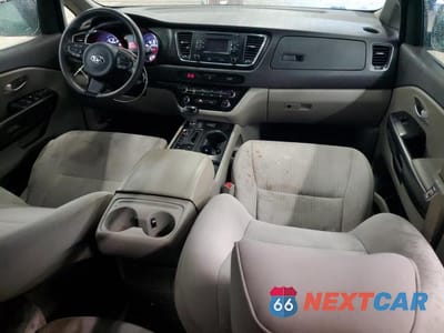 Zdjęcie 8 z 13 samochodu: 2016 KIA SEDONA LX VIN:KNDMB5C13G6144369 - miniatura