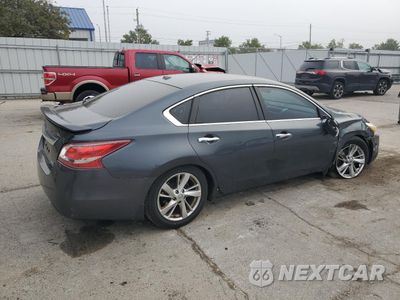 Trzecie zdjęcie samochodu z tyłu: 2013 NISSAN ALTIMA 2.5 VIN:1N4AL3AP2DN457562 - miniatura