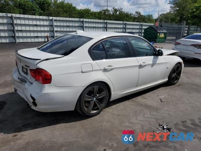 Trzecie zdjęcie samochodu z tyłu: 2009 BMW 335 I VIN:WBAPM73579E191089 - miniatura