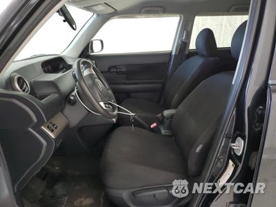 Zdjęcie 7 z 12 samochodu: 2008 TOYOTA SCION XB VIN:JTLKE50E381021292 - miniatura