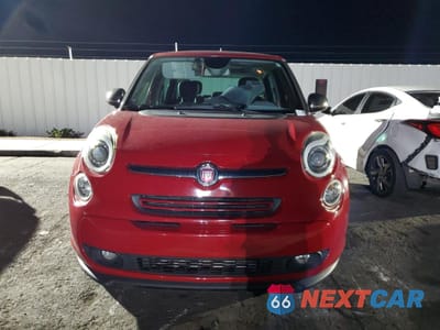 Piąte zdjęcie samochodu w środku: 2017 FIAT 500L LOUNGE VIN:ZFBCFACH1HZ038883 - miniatura