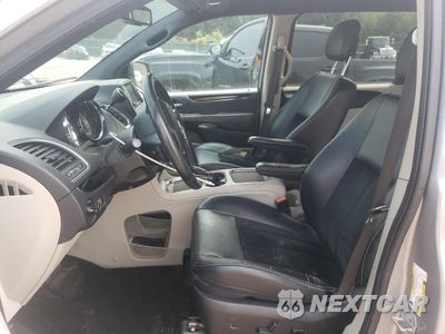 Zdjęcie 7 z 13 samochodu: 2017 DODGE GRAND CARAVAN SXT VIN:2C4RDGCG1HR672955 - miniatura