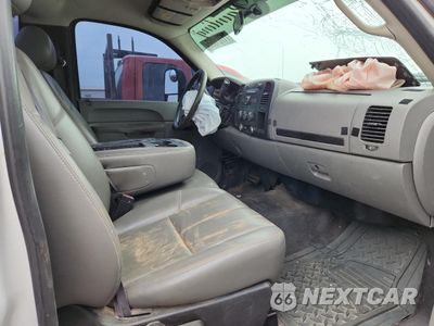 Zdjęcie 10 z 12 samochodu: 2011 CHEVROLET SILVERADO C2500 HEAVY DUTY VIN:1GB0CVCG4BF240122 - miniatura
